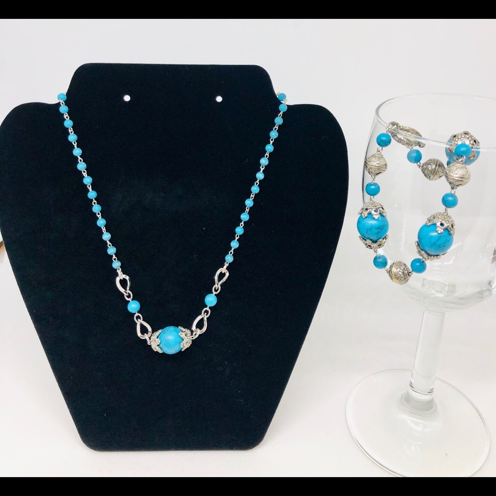 Turquoise necklace and bracelet
